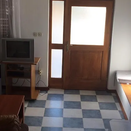 Dragica-prizemlje Apartment Kampor
